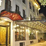 Hotel Shah 3*